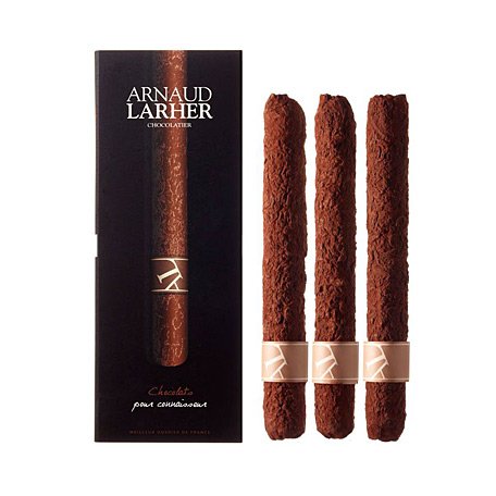 Cigares au chocolat Madelaine en or fin avec étiquettes personnalisées Une  boîte de 24 cigares -  France